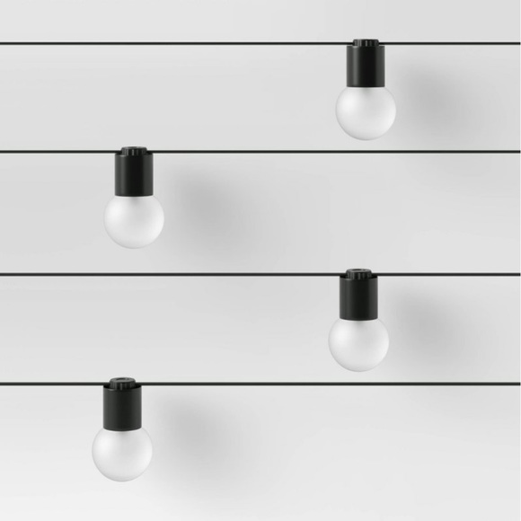 10ct Incandescent Outdoor String lights G40 frosted white bulbs black collar - Picture 1 of 3